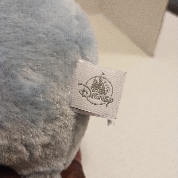 Disney's Dumbo stuffed plush animal - Picture 5 of 8